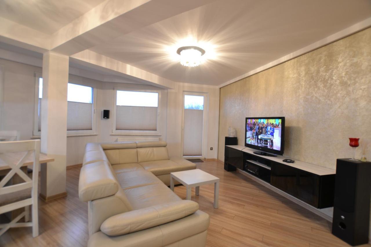 Darlowko Apartament Morski IV Exteriör bild
