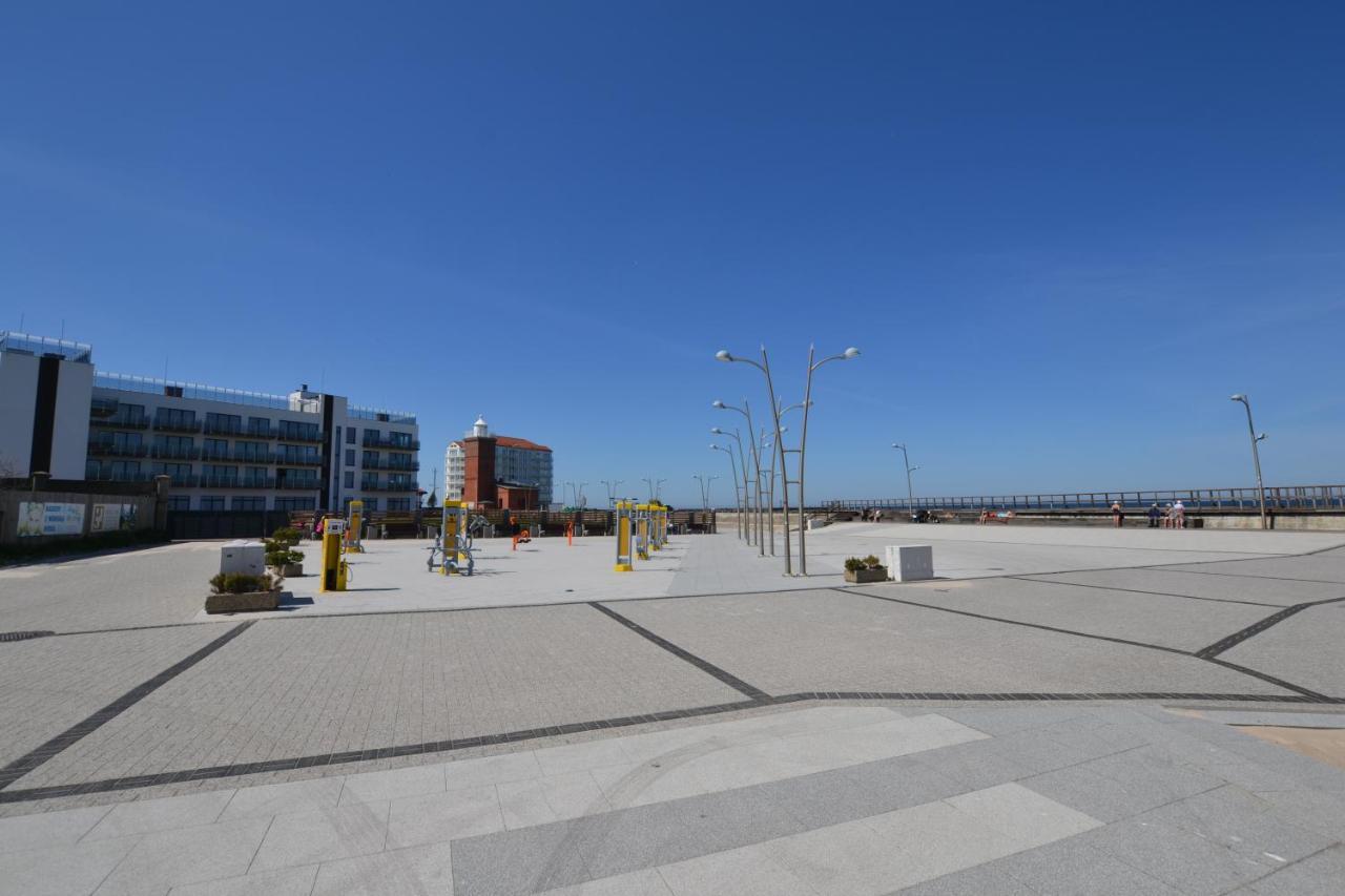 Darlowko Apartament Morski IV Exteriör bild