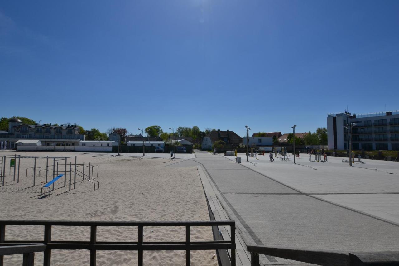 Darlowko Apartament Morski IV Exteriör bild